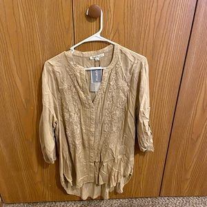NWT 3/4 Sleeve Blouse
